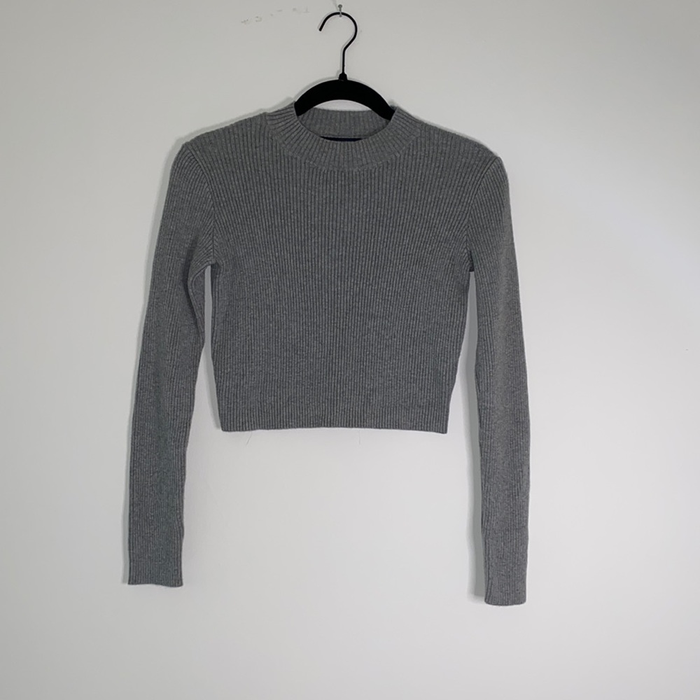 Brandy Melville Cropped Sweater